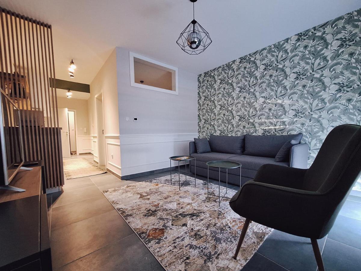 Azimut Apartman Bijeljina Buitenkant foto