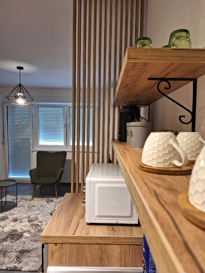 Azimut Apartman Bijeljina Buitenkant foto