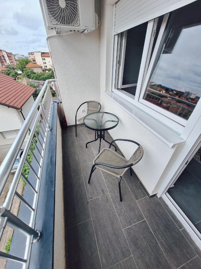 Azimut Apartman Bijeljina Buitenkant foto