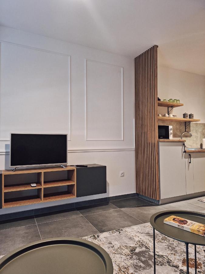 Azimut Apartman Bijeljina Buitenkant foto