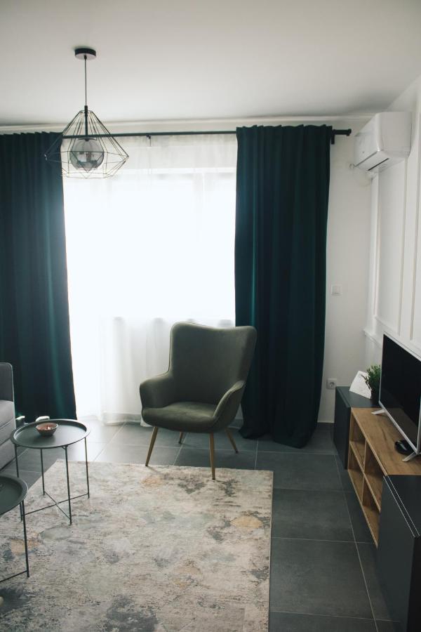 Azimut Apartman Bijeljina Buitenkant foto